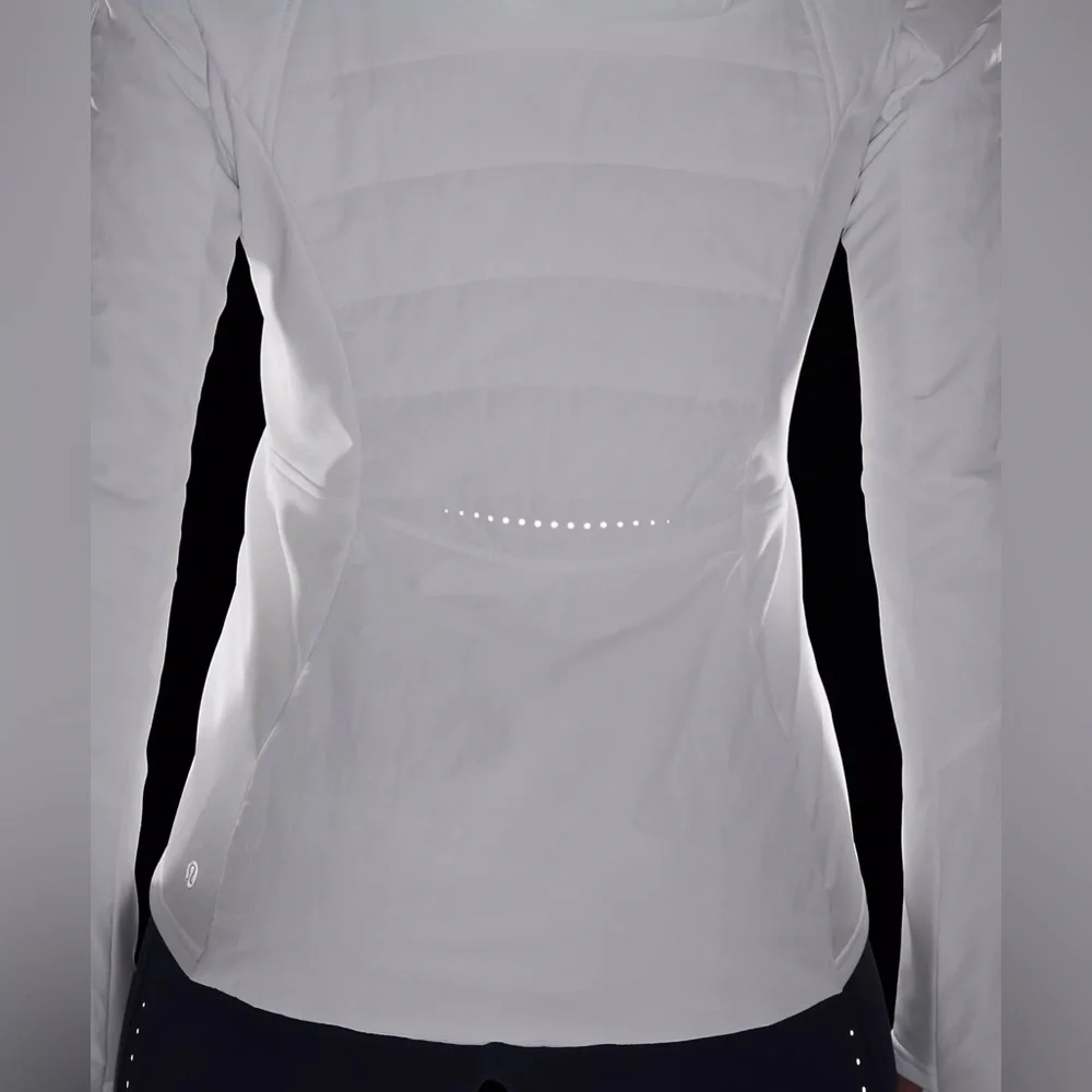 Lululemon Another Mile Puffer Hooded Jacket White Size 4 NWT